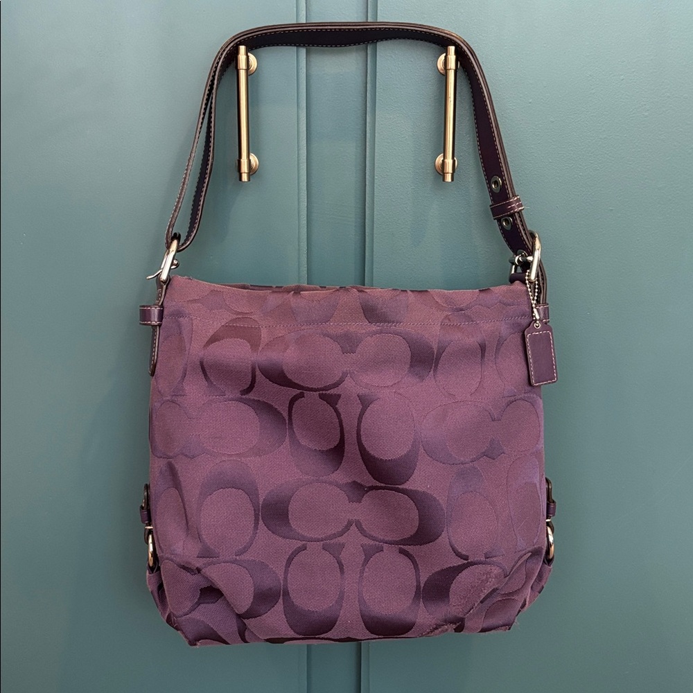 Coach purple Signature Duffle Shoulder Bag with matching wristlet F15067 - Picture 3 of 16
